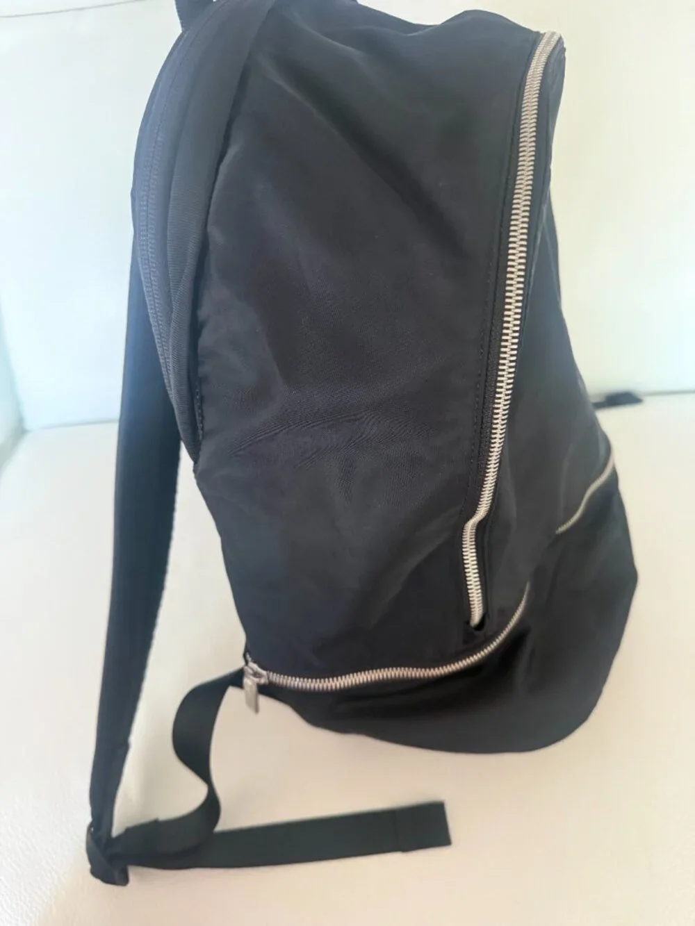 LULULEMON BLACK NYLON EVERYDAY BACKPACK SILVER HARDWARE FULL SIZE 15 X 12X7